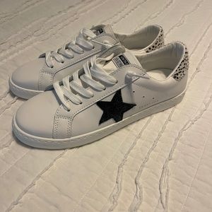 Women’s size 8.5 Vintage Havana sneakers